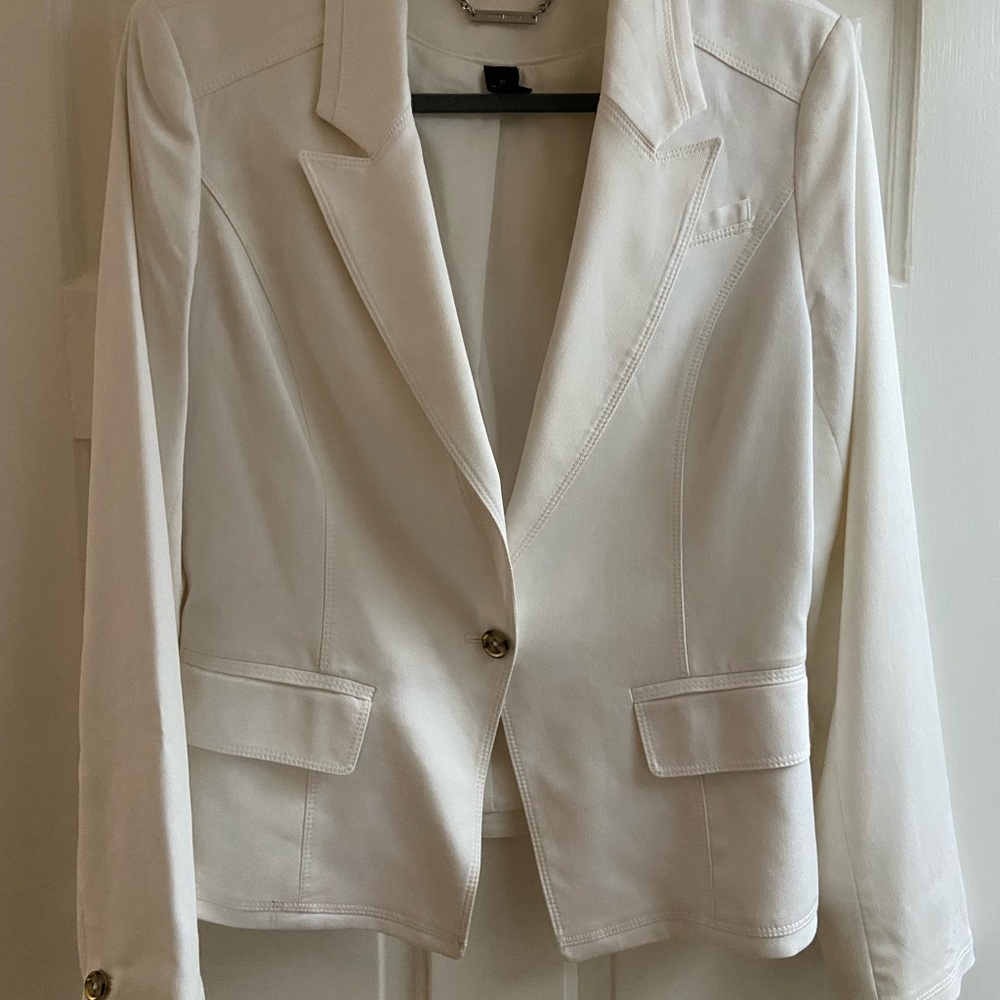 White House Black Market White Women's Blazer